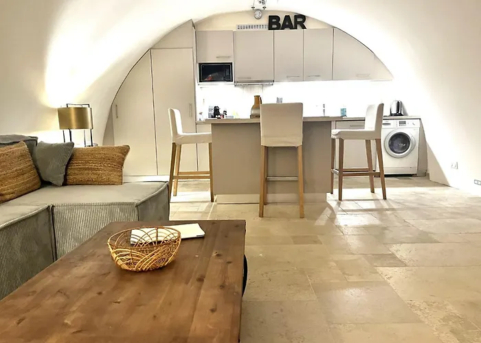 Originelle Maisonettewohnung Im Historischen Zentrum By Interhome Apartment Saint-Tropez