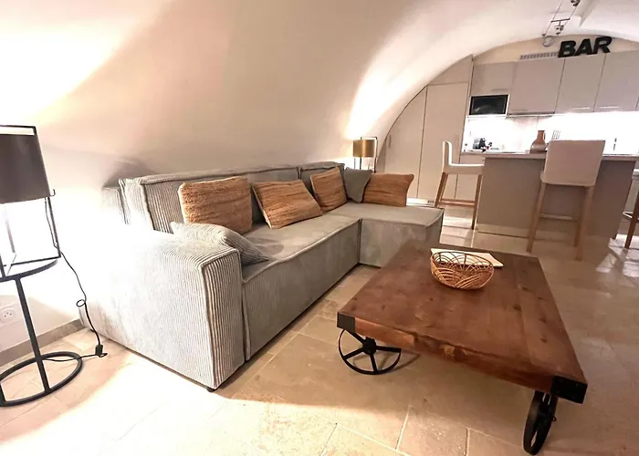 Originelle Maisonettewohnung Im Historischen Zentrum By Interhome Apartment *